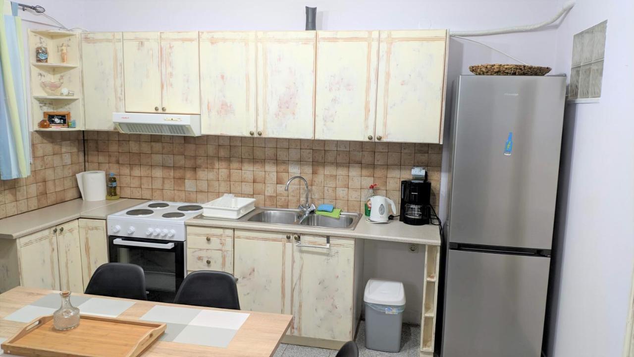 Adonis Villa Куцунари Екстериор снимка