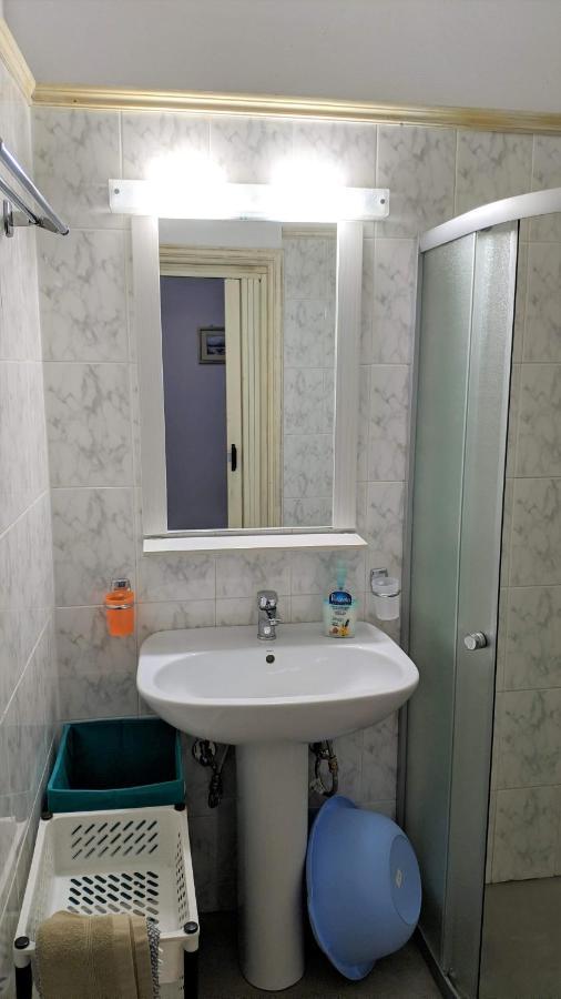 Adonis Villa Куцунари Екстериор снимка