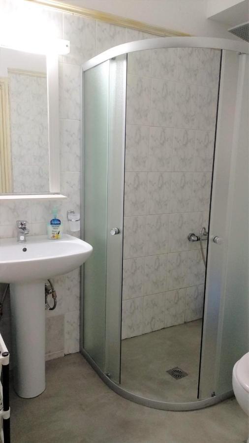 Adonis Villa Куцунари Екстериор снимка