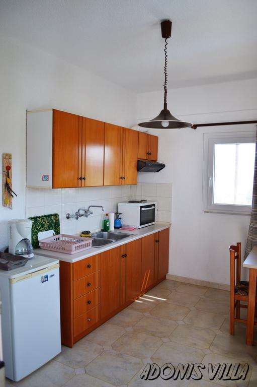 Adonis Villa Куцунари Екстериор снимка