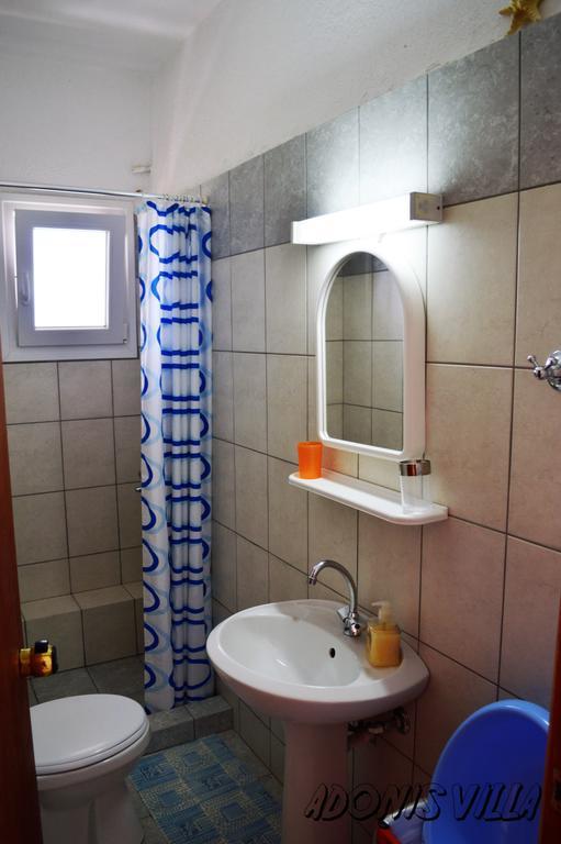 Adonis Villa Куцунари Екстериор снимка