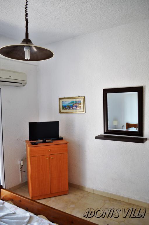 Adonis Villa Куцунари Екстериор снимка