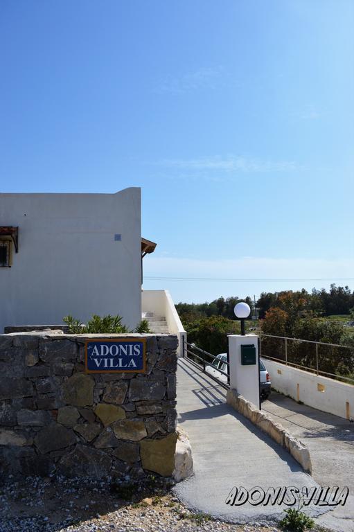 Adonis Villa Куцунари Екстериор снимка