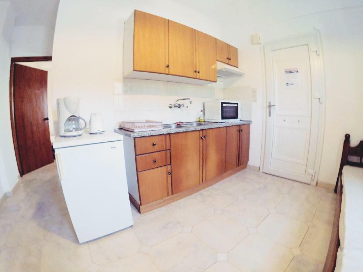 Adonis Villa Куцунари Екстериор снимка